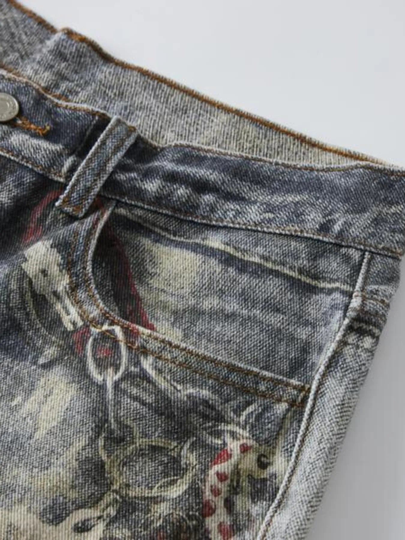 1275 Men's Distressed Printed Wide Leg Jeans – men's graphic jeans (detail view 7)