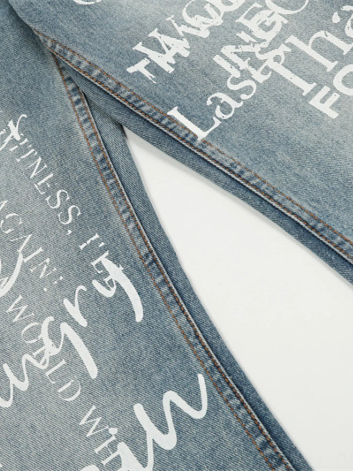 1270 Men's Letter Loose Fit Jeans – men's graphic jeans (detail view 10)