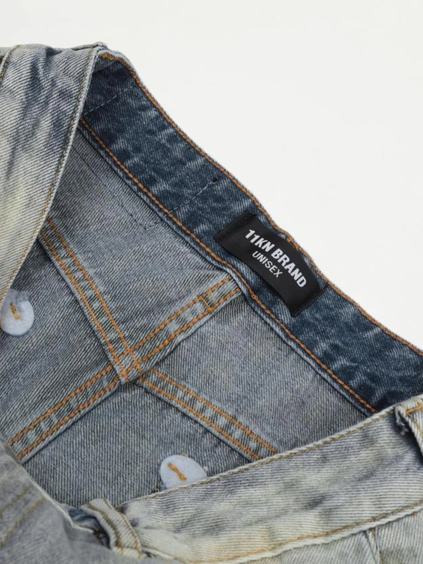 1283 Men's Vintage Washed Gradient Distressed Flare Jeans – men's flare jeans (Y2K) (detail view 8)