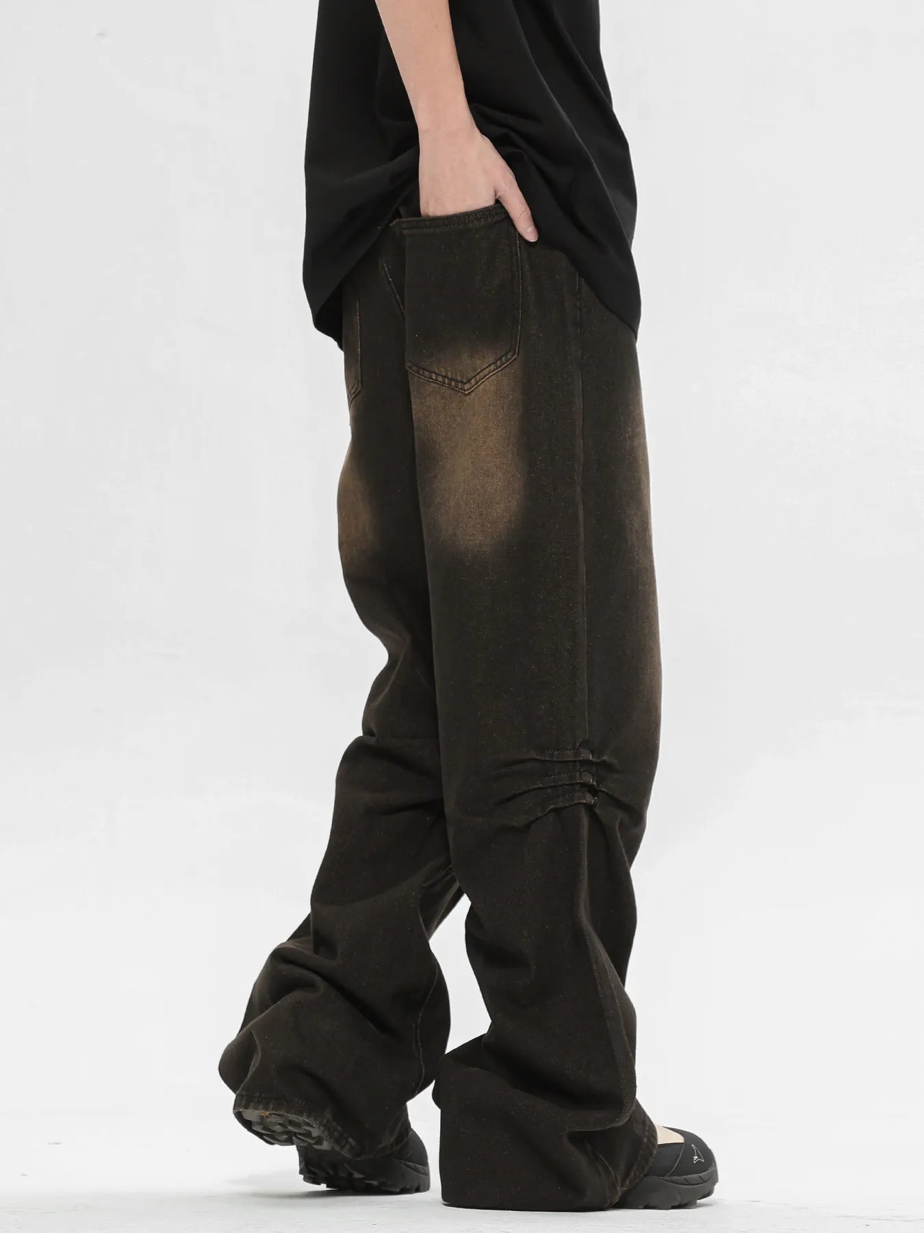 1288 Men's Relaxed Fit Vintage Wash Flare Jeans – men's flare jeans (Y2K) (back view)