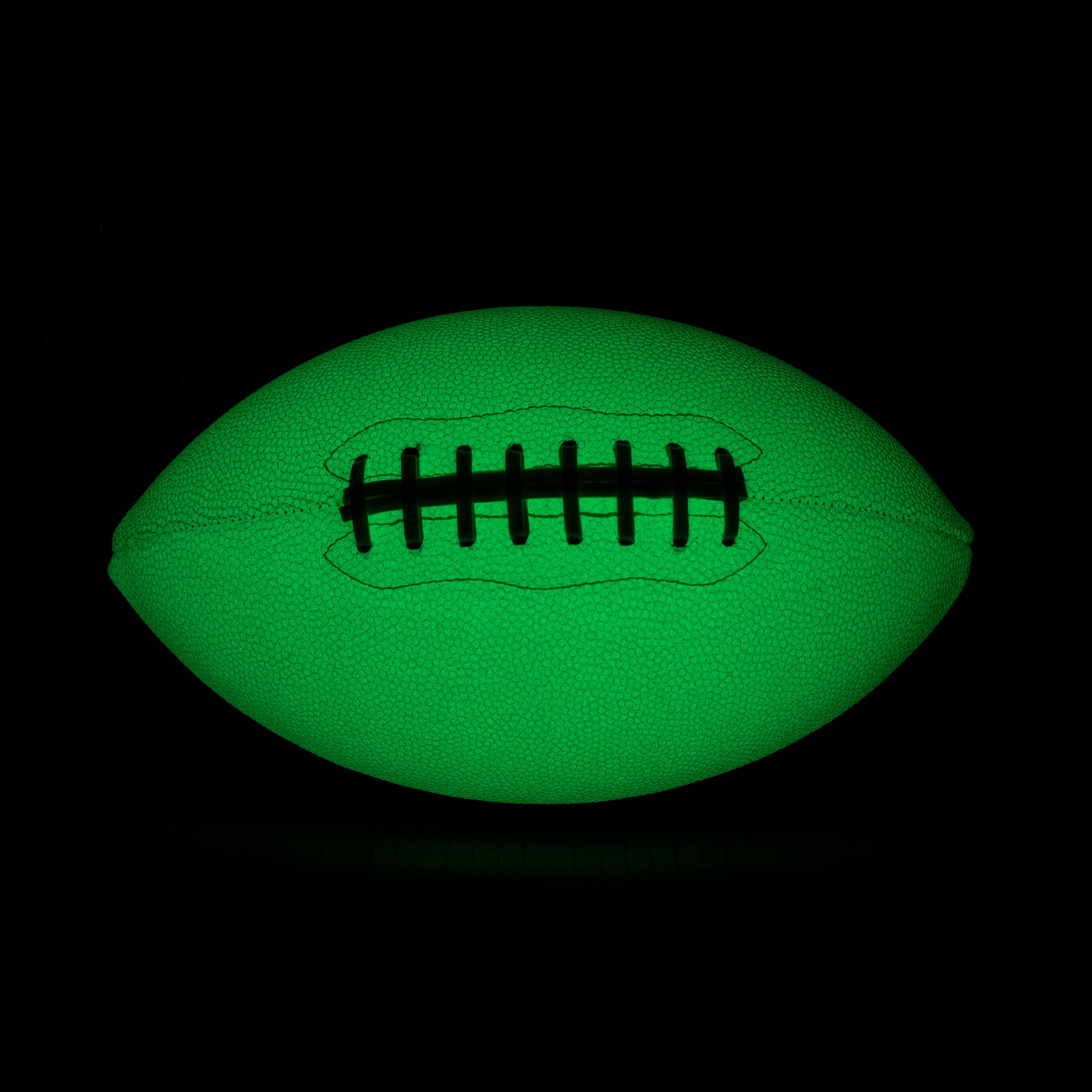 Benito Bowl LX Luminous Textured Type Size 9 American Football – Detail Angle